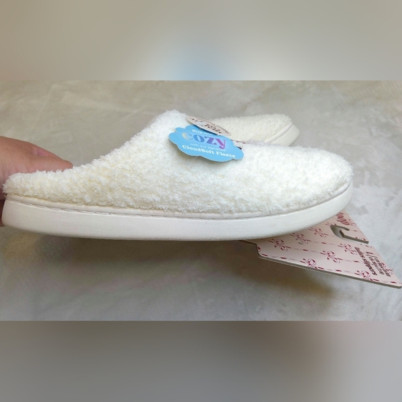 MOODPOP SLIPPERS - Picture 2 of 7